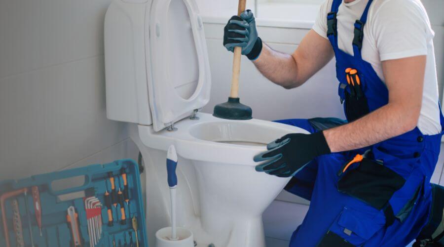 Local expert plumbing services in Elkhart, IL